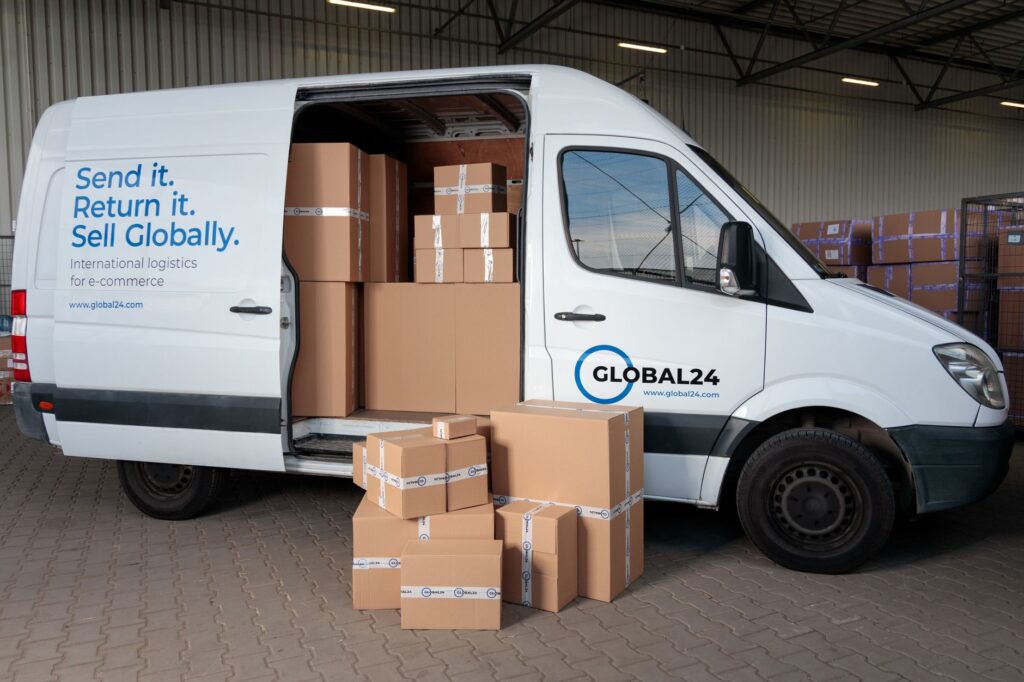 How to Automate Cross-Border Ecommerce Shipping and Customs Docs in 2026 — ecommerce shipping