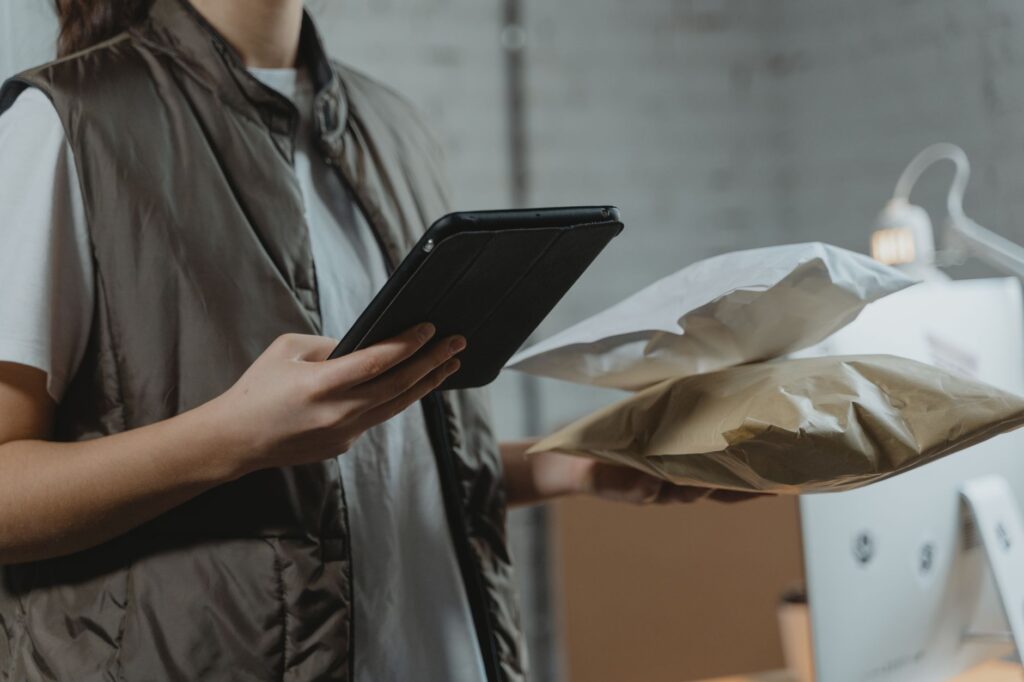 Native Integrations vs iPaaS vs Custom API Development for Ecommerce in 2026: Which Approach Actually Wins? — ecommerce shipping