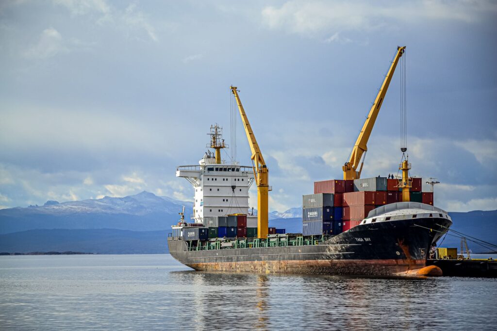 Multi-Carrier Shipping API vs Shipping Software for Ecommerce: Which One Does Your Business Actually Need in 2026? — ecommerce shipping